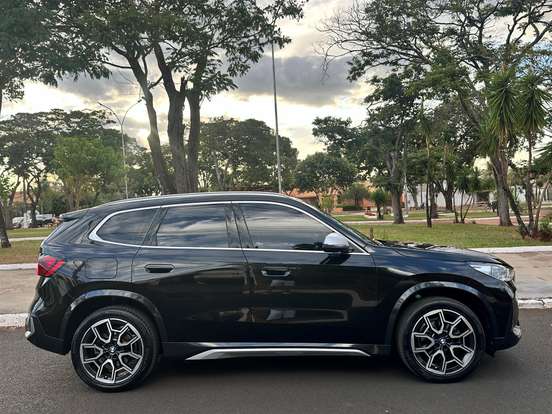BMW-X1-2.0 16V TURBO GASOLINA SDRIVE20I X-LINE STEPTRONIC BMW-X1-2023