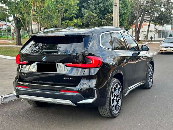 BMW-X1-2.0 16V TURBO GASOLINA SDRIVE20I X-LINE STEPTRONIC BMW-X1-2023