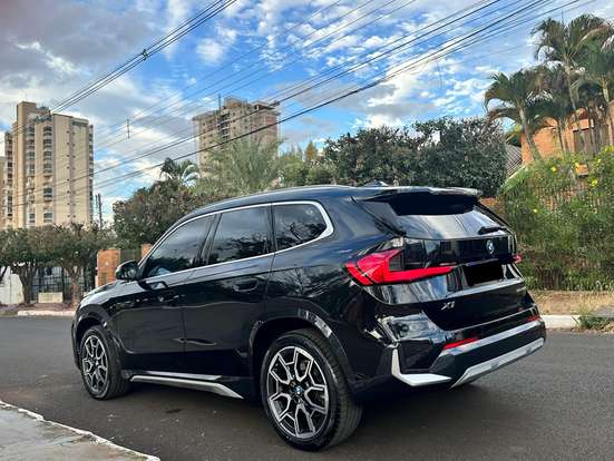 BMW-X1-2.0 16V TURBO GASOLINA SDRIVE20I X-LINE STEPTRONIC BMW-X1-2023