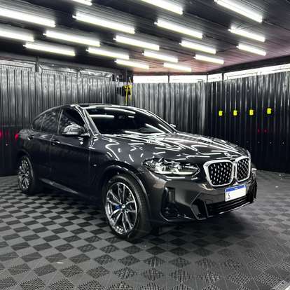 BMW-X4-2023
