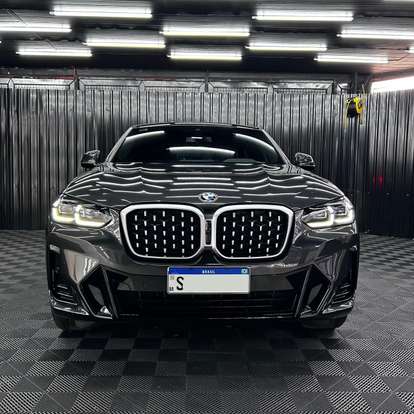 BMW-X4-2023