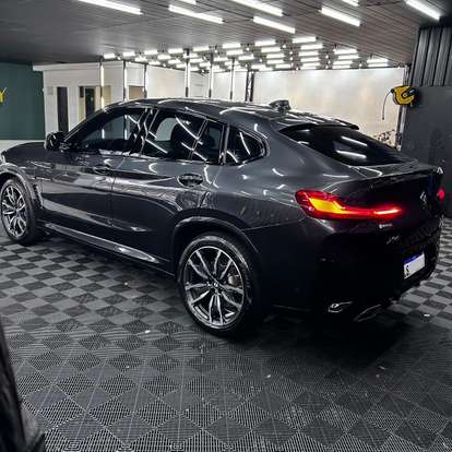 BMW-X4-2023