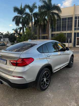 BMW-X4-2017