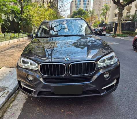 BMW-X5-2017