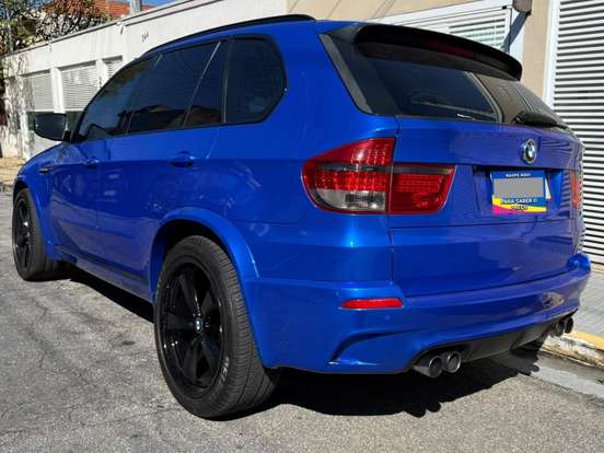 BMW-X5-4.4 M V8 32V BI-TURBO GASOLINA 4P AUTOMATICO BMW-X5-2010