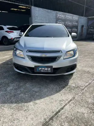 CHEVROLET-PRISMA-2015