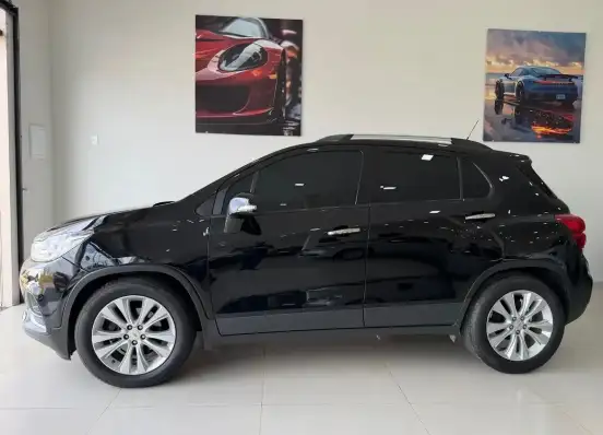 CHEVROLET-TRACKER-2018