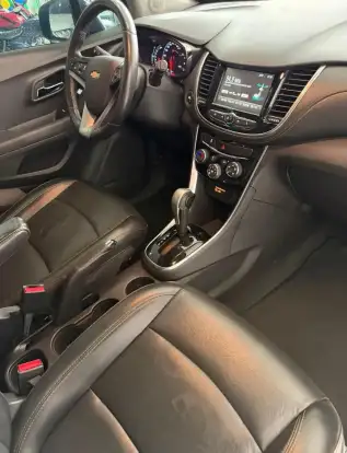 CHEVROLET-TRACKER-2018