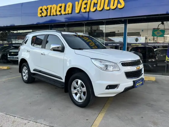 CHEVROLET TRAILBLAZER 3.6 LTZ 4X4 V6 GASOLINA 4P AUTOMÁTICO CHEVROLET TRAILBLAZER 3.6 LTZ 4X4 V6 GASOLINA 4P AUTOMÁTICO