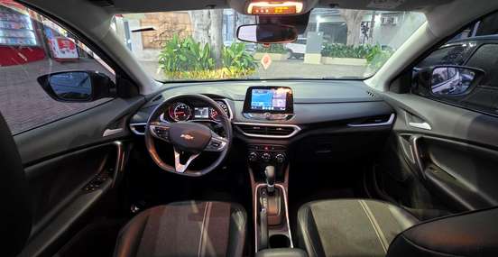 CHEVROLET-TRACKER-2023