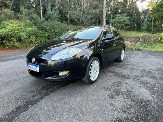 FIAT BRAVO 1.8 ABSOLUTE 16V FLEX 4P AUTOMATIZADO
