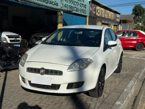 FIAT-BRAVO-1.8 ESSENCE 16V FLEX 4P MANUAL FIAT-BRAVO-2011