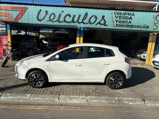FIAT-BRAVO-2011