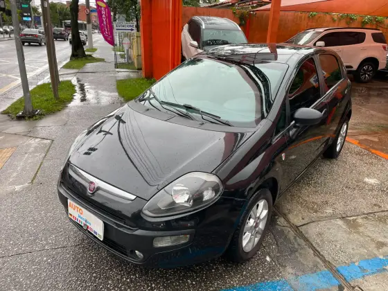 FIAT PUNTO 1.4 ATTRACTIVE 8V FLEX 4P MANUAL FIAT PUNTO 1.4 ATTRACTIVE 8V FLEX 4P MANUAL