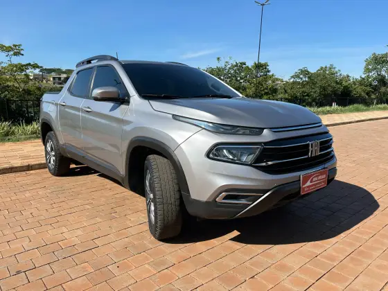 FIAT TORO 1.3 TURBO 270 FLEX FREEDOM AT6 FIAT TORO 1.3 TURBO 270 FLEX FREEDOM AT6
