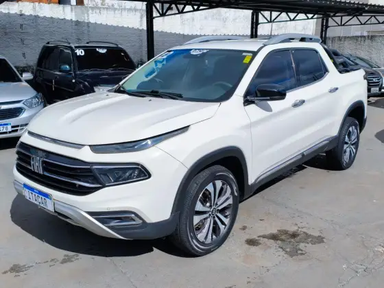 FIAT TORO 2.0 16V TURBO DIESEL VOLCANO 4WD AT9 FIAT TORO 2.0 16V TURBO DIESEL VOLCANO 4WD AT9