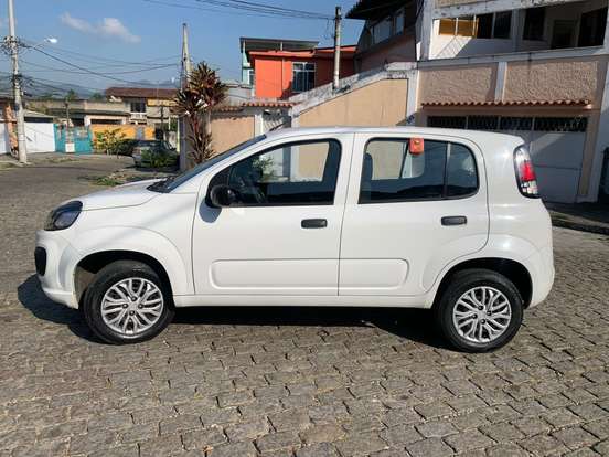 FIAT-UNO-2021