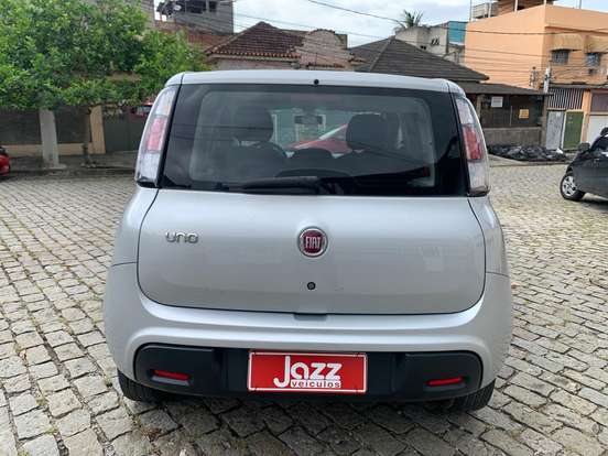 FIAT-UNO-2021