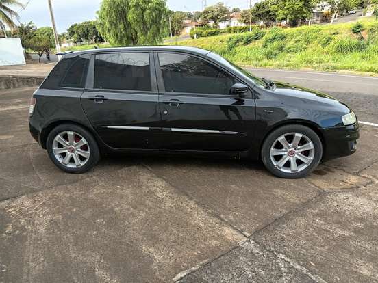 FIAT-STILO-1.8 MPI 8V FLEX 4P AUTOMATIZADO FIAT-STILO-2008