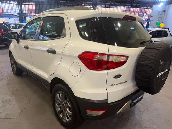 FORD-ECOSPORT-2016