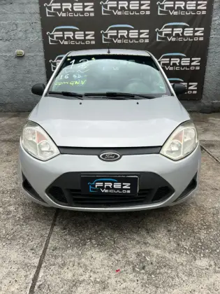 FORD FIESTA 1.6 ROCAM SEDAN 8V FLEX 4P MANUAL FORD FIESTA 1.6 ROCAM SEDAN 8V FLEX 4P MANUAL