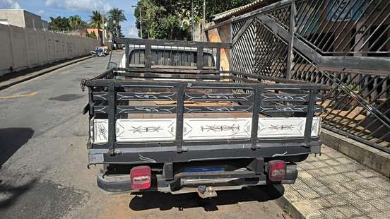 FORD-F-1000-1996