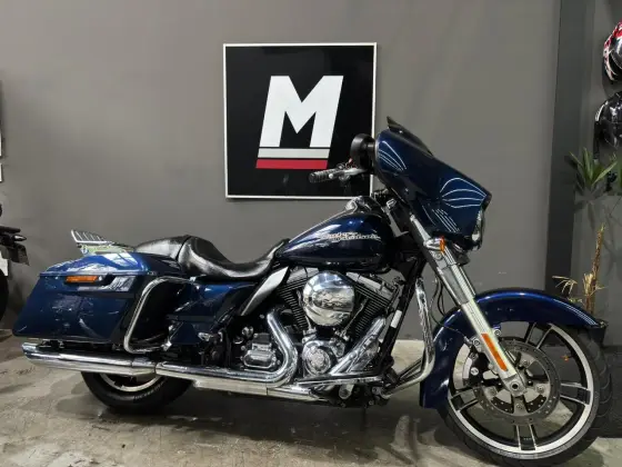HARLEY-DAVIDSON STREET GLIDE HARLEY-DAVIDSON STREET GLIDE