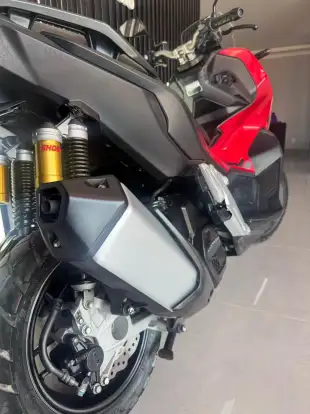 HONDA-ADV-2023