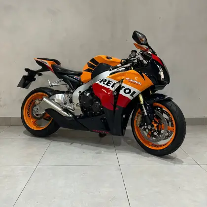 HONDA CBR 1000RR FIREBLADE 