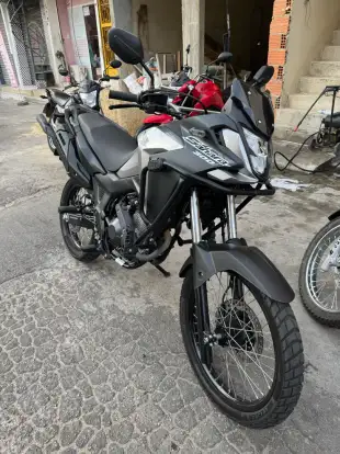 HONDA-XRE 300 SAHARA-2024