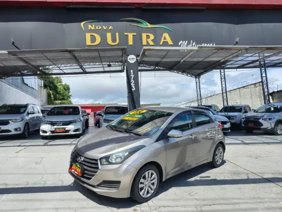 HYUNDAI HB20 1.0 COMFORT PLUS 12V FLEX 4P MANUAL