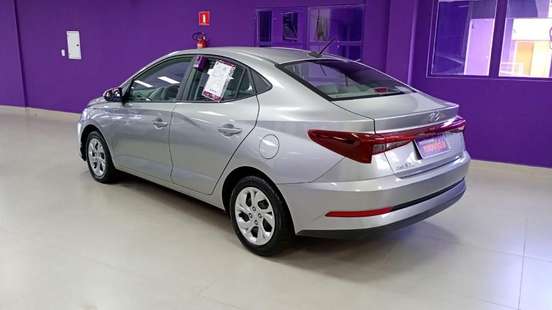 HYUNDAI-HB20S-2024