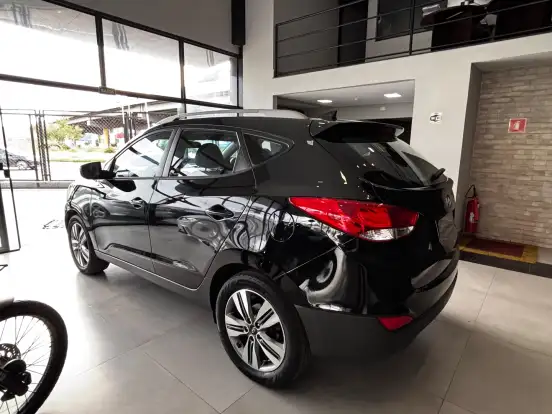 HYUNDAI-IX35-2.0 MPFI GL 16V FLEX 4P AUTOMÁTICO HYUNDAI-IX35-2017
