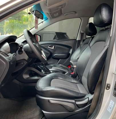 HYUNDAI-IX35-2010