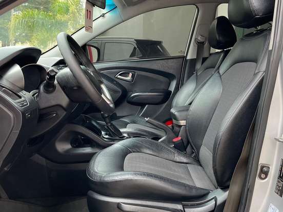 HYUNDAI-IX35-2.0 MPI 4X2 16V GASOLINA 4P MANUAL HYUNDAI-IX35-2010