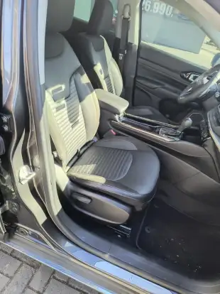 JEEP-COMMANDER-2022