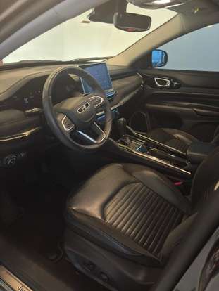 JEEP-COMMANDER-2022
