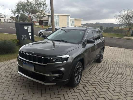 JEEP-COMMANDER-2022