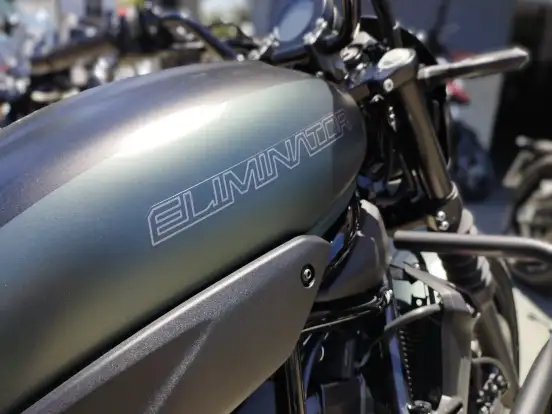 KAWASAKI-ELIMINATOR 500 SE KAWASAKI-ELIMINATOR 500 SE-2025