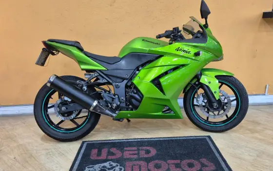 KAWASAKI NINJA 250R KAWASAKI NINJA 250R
