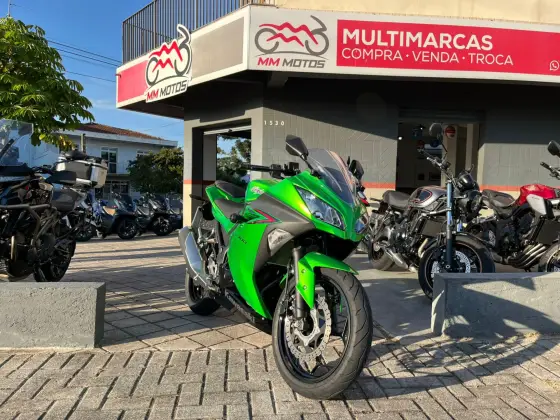 KAWASAKI NINJA 300 KAWASAKI NINJA 300