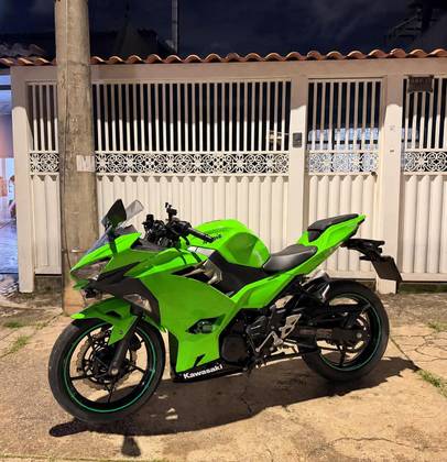 KAWASAKI NINJA 400 