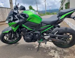 KAWASAKI Z900 KAWASAKI Z900
