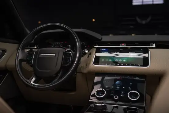 LAND ROVER-RANGE ROVER VELAR-2.0 P300 GASOLINA R-DYNAMIC SE AUTOMÁTICO LAND ROVER-RANGE ROVER VELAR-2020