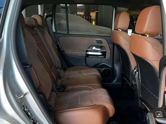 MERCEDES-BENZ-GLB 220-2.0 MHEV AMG LINE 4MATIC 8G-DCT MERCEDES-BENZ-GLB 220-2025