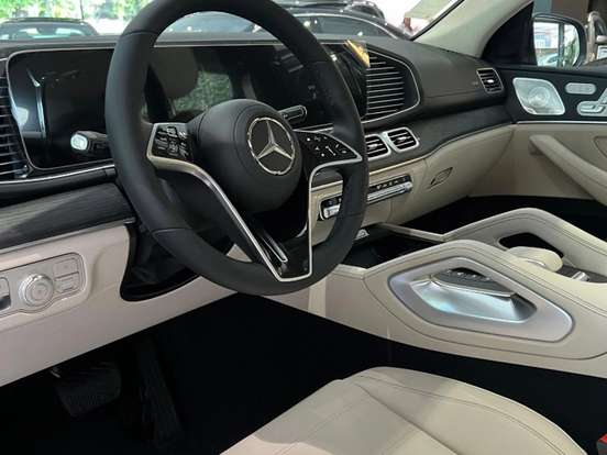 MERCEDES-BENZ-GLE 450d-2025