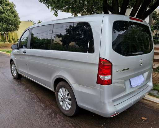 MERCEDES-BENZ-VITO-2.0 CGI FLEX TOURER 119 LUXO 8L MANUAL MERCEDES-BENZ-VITO-2015