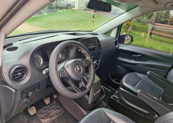 MERCEDES-BENZ-VITO-2015