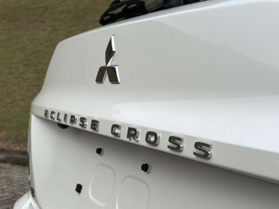 MITSUBISHI-ECLIPSE CROSS-1.5 MIVEC TURBO GASOLINA HPE-S S-AWC CVT MITSUBISHI-ECLIPSE CROSS-2026