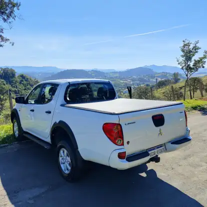 MITSUBISHI-L200 TRITON-2013